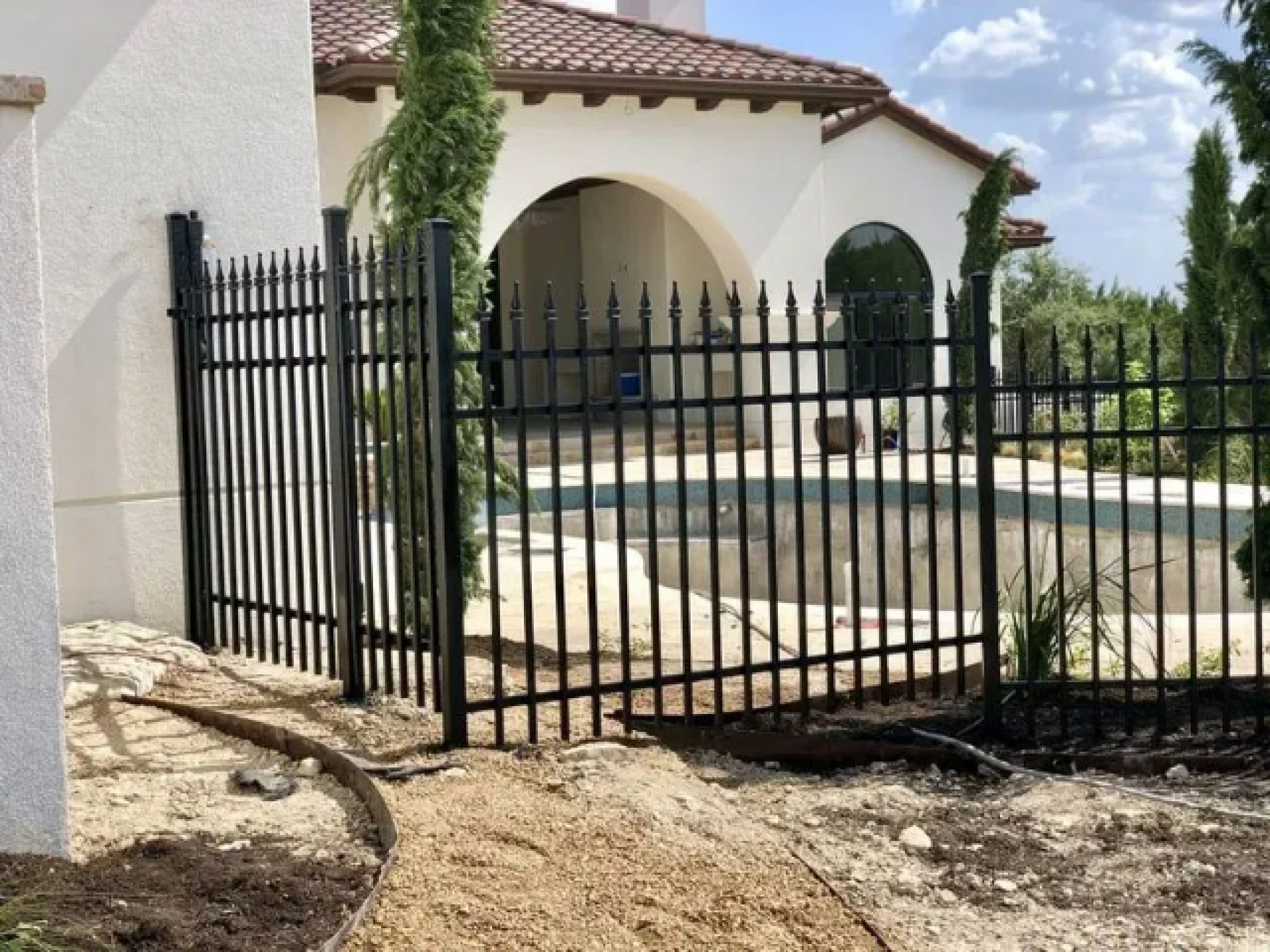 Modern Steel and Fence LLC